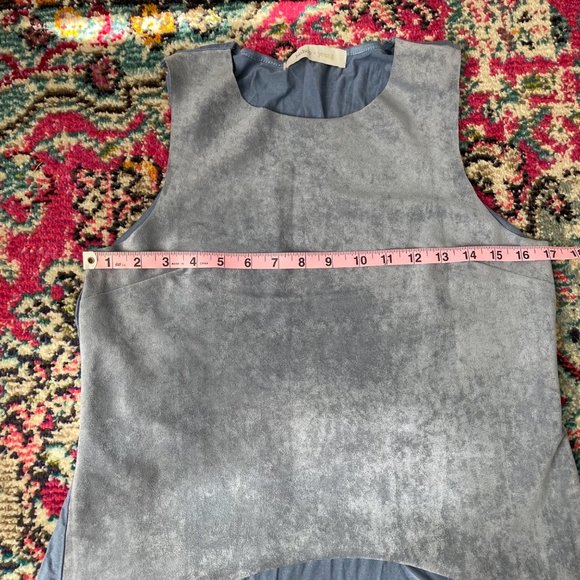 Bishop + Young Women's Blue Faux Suede Tank Top NWOT Size Medium - Picture 3 of 4
